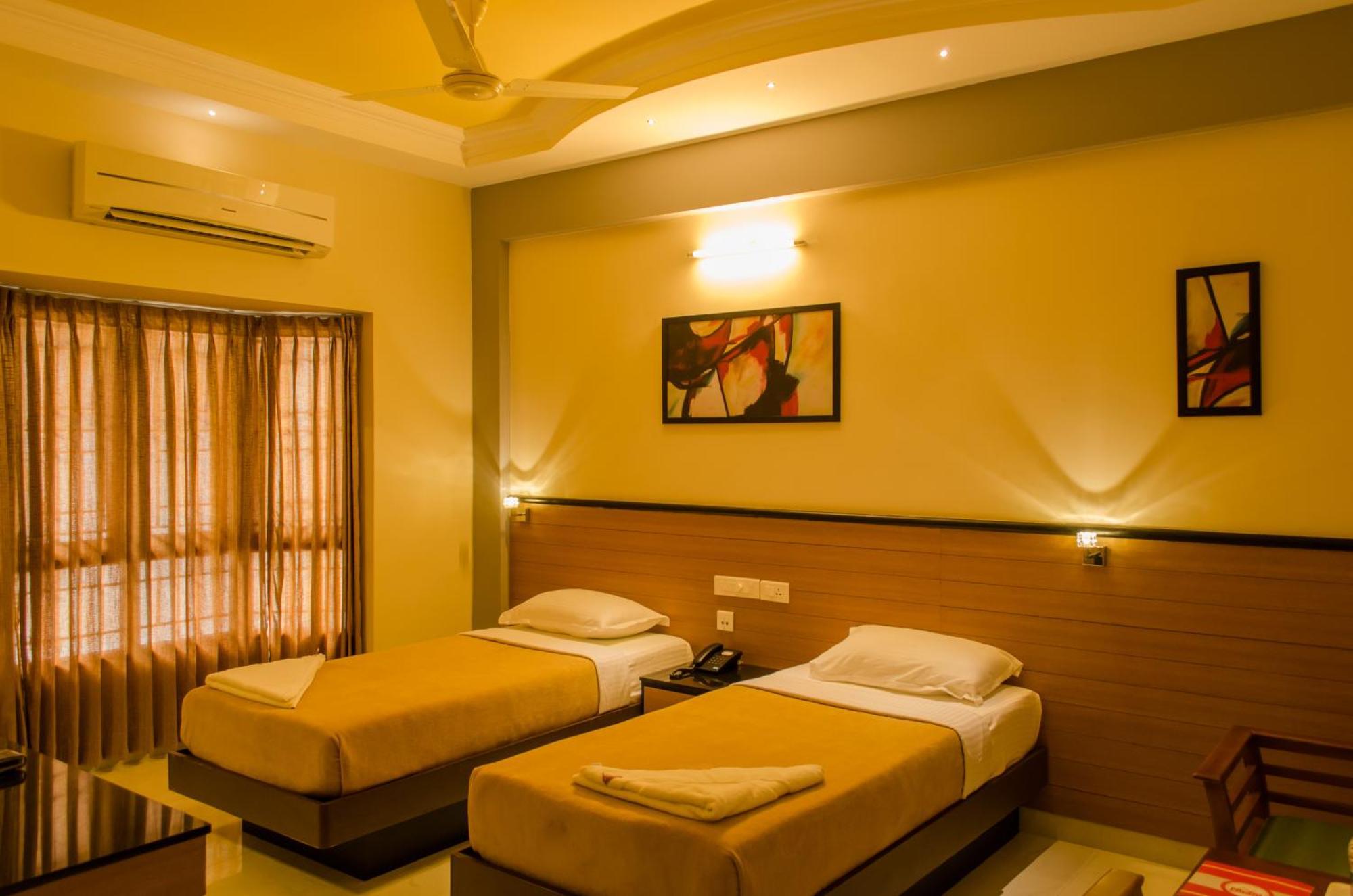 Kohinoor Hotels Erode Quarto foto